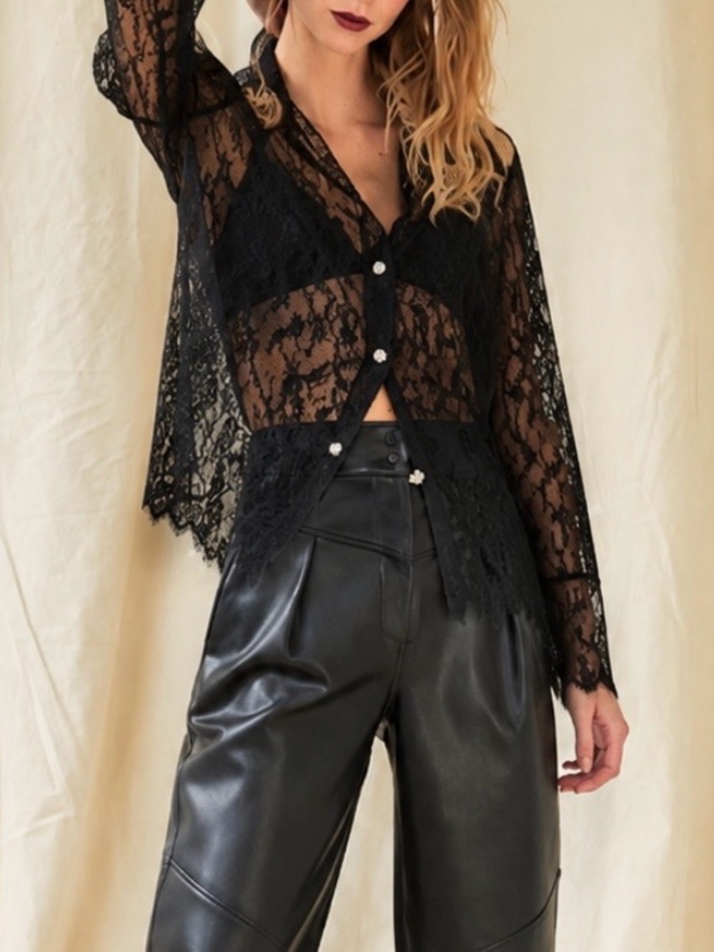Aritzia Le Fou Wilfred Plié Lace Blouse Black XS Pearl Button Sheer Floral Top